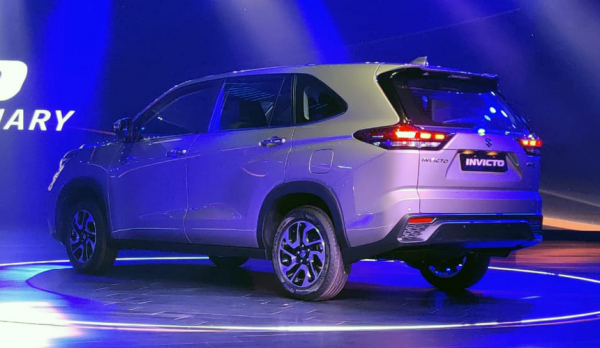 Из Тойоты сделали минивэн Suzuki Invicto Из Тойоты сделали минивэн Suzuki Invicto