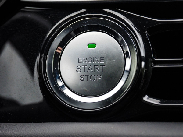 Chery Tiggo 4 Pro: легкий макияж, минус один мотор и вариатор вместо робота Chery Tiggo 4 Pro: легкий макияж, минус один мотор и вариатор вместо робота