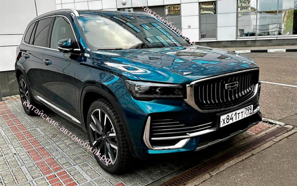 В Москве засняли новый китайский кроссовер Geely Monjaro
В Москве засняли новый китайский кроссовер Geely Monjaro