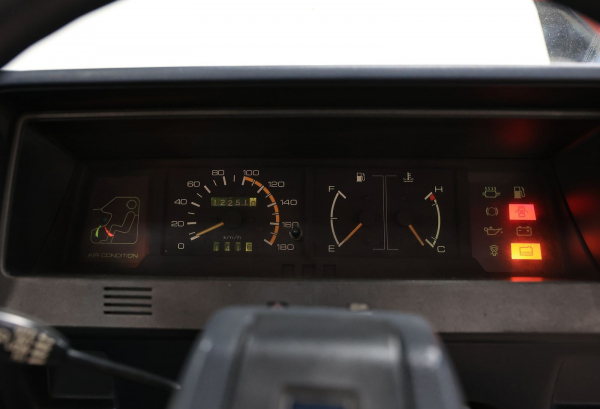 «Не быть, но убедительно казаться!»: опыт владения Mitsubishi Lancer II поколения 1981 года «Не быть, но убедительно казаться!»: опыт владения Mitsubishi Lancer II поколения 1981 года