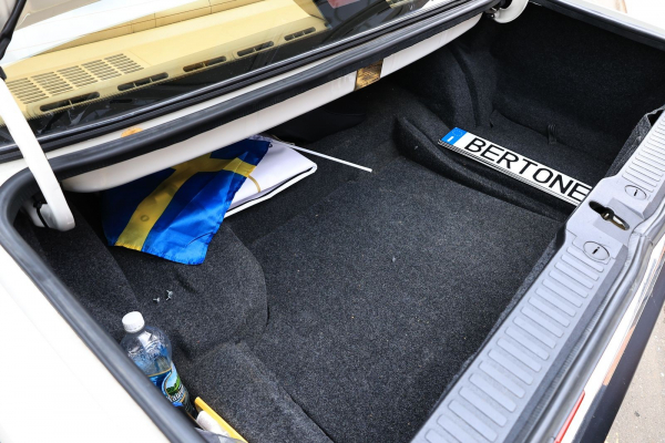 Из шоу-кара – в сток: опыт владения Volvo 780 Bertone 1989 года Из шоу-кара – в сток: опыт владения Volvo 780 Bertone 1989 года