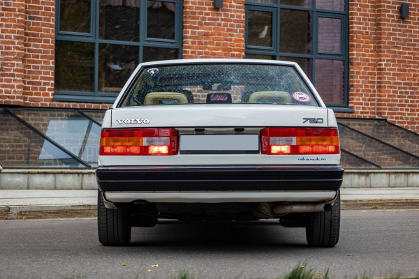 Из шоу-кара – в сток: опыт владения Volvo 780 Bertone 1989 года Из шоу-кара – в сток: опыт владения Volvo 780 Bertone 1989 года