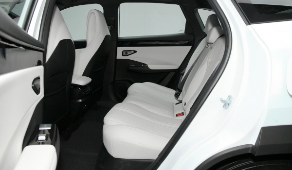 Geely Galaxy: новое семейство кроссоверов и седанов Geely Galaxy: новое семейство кроссоверов и седанов