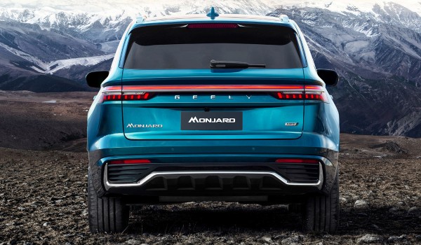 Geely Monjaro выходит на российский рынок: комплектации и цены Geely Monjaro выходит на российский рынок: комплектации и цены