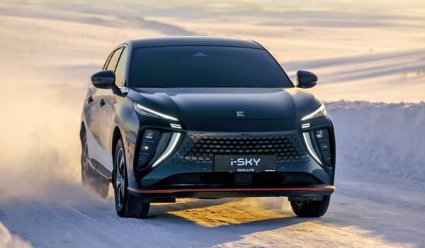 Моторинвест представил кроссовер Evolute i-Sky Моторинвест представил кроссовер Evolute i-Sky