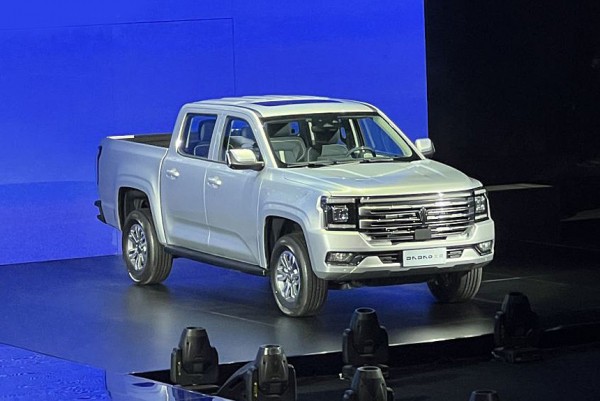 JMC и Ford представили семейство пикапов Dadao