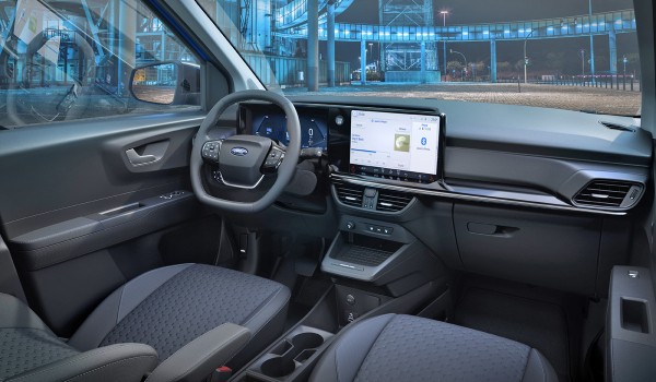 Новый Ford Transit Courier и перестановки в гамме «каблучков» Новый Ford Transit Courier и перестановки в гамме «каблучков»