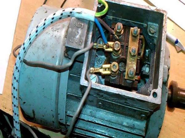 Асинхронный двигатель принцип работы и особенности управления Асинхронный двигатель принцип работы и особенности управления