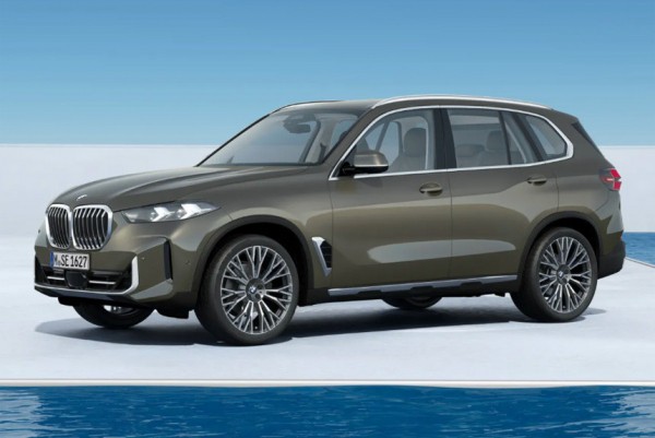 Обновки BMW: трехлитровый дизель, младший i7 и другое