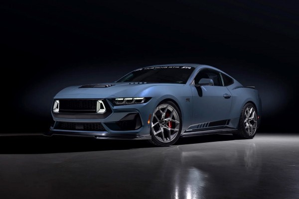 Ford Mustang RTR Spec 2: эффектный декор и доработанная подвеска за скромные деньги Ford Mustang RTR Spec 2: эффектный декор и доработанная подвеска за скромные деньги