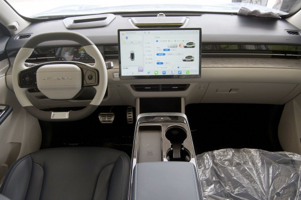 Знакомый сюжет в новом переплёте: экспресс-тест Jetour Dashing Знакомый сюжет в новом переплёте: экспресс-тест Jetour Dashing