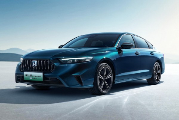 Седан Honda Inspire дебютировал с новой гибридной системой