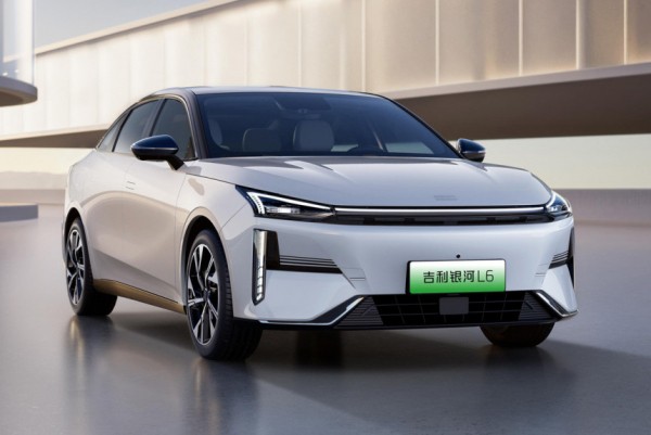 Представлен мощный гибридный седан Geely Galaxy L6