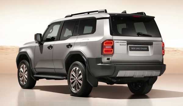 Представлена новая Toyota Land Cruiser Prado Представлена новая Toyota Land Cruiser Prado