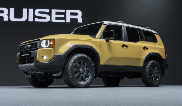 Представлена новая Toyota Land Cruiser Prado Представлена новая Toyota Land Cruiser Prado