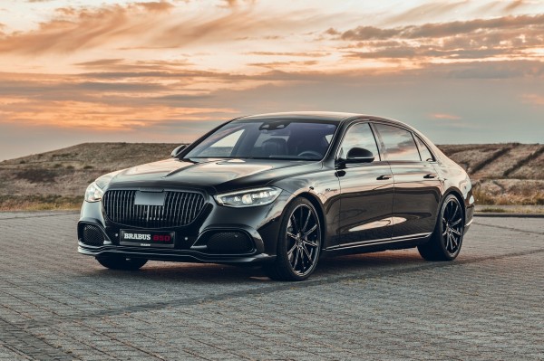 Brabus 850 на базе Mercedes-Maybach S 680: «откормленный» V12 и очень много карбона Brabus 850 на базе Mercedes-Maybach S 680: «откормленный» V12 и очень много карбона