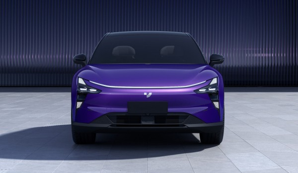 Geely и Baidu начали производство модели Jiyue 01