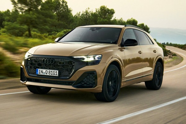 Представлен обновленный кроссовер Audi Q8 Представлен обновленный кроссовер Audi Q8