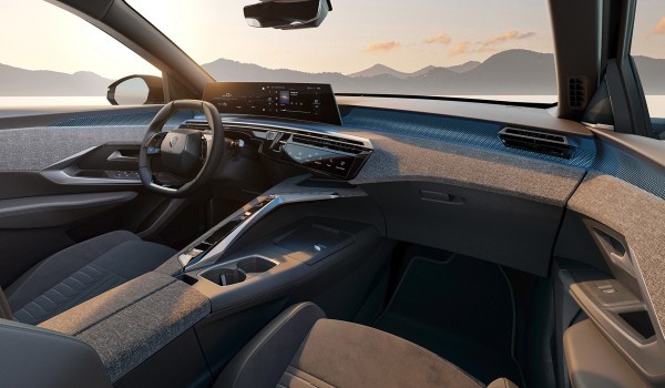 Новый Peugeot 3008 раскрыт до премьеры Новый Peugeot 3008 раскрыт до премьеры
