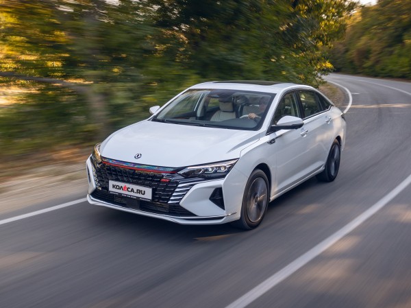 Воздушный стиль, плотная подвеска и неуправляемая коробка: тест Dongfeng Aeolus Shine Max Воздушный стиль, плотная подвеска и неуправляемая коробка: тест Dongfeng Aeolus Shine Max