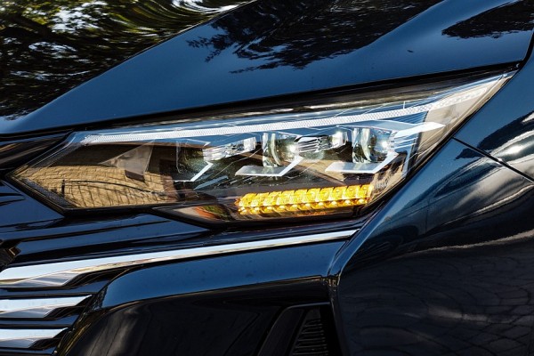 Воздушный стиль, плотная подвеска и неуправляемая коробка: тест Dongfeng Aeolus Shine Max Воздушный стиль, плотная подвеска и неуправляемая коробка: тест Dongfeng Aeolus Shine Max