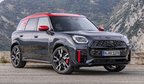 Новый Mini John Cooper Works Countryman: слабее и медленнее Новый Mini John Cooper Works Countryman: слабее и медленнее