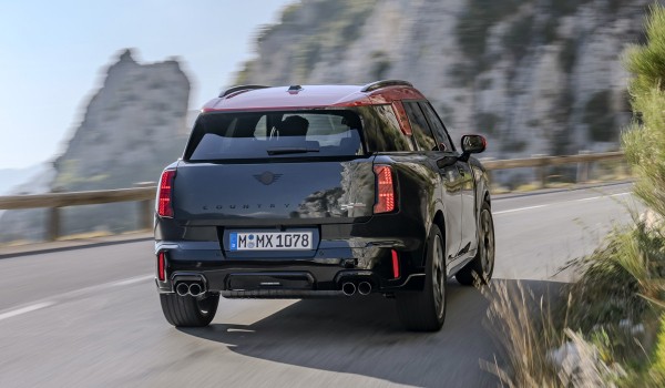 Новый Mini John Cooper Works Countryman: слабее и медленнее Новый Mini John Cooper Works Countryman: слабее и медленнее