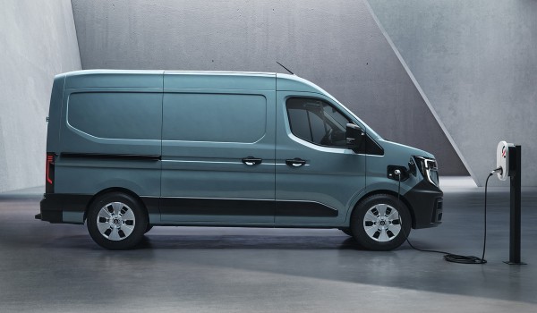 Представлено новое поколение фургона Renault Master Представлено новое поколение фургона Renault Master