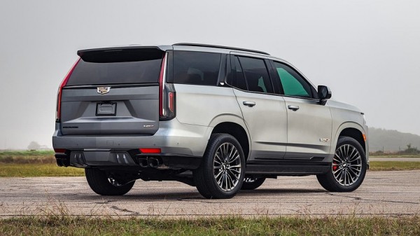 Hennessey Cadillac Escalade-V: «чемодан» с нижневальным V8 мощностью 1019 л.с. Hennessey Cadillac Escalade-V: «чемодан» с нижневальным V8 мощностью 1019 л.с.
