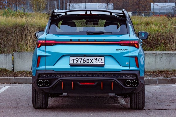 Новый мотор, Launch Control и старые недостатки: тест-драйв обновленного Geely Coolray