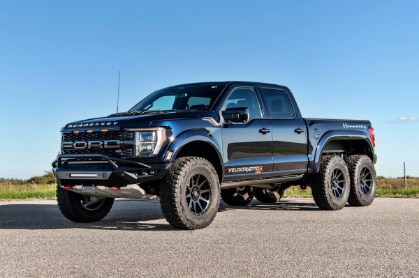 Просто добавь колёс: Hennessey запустила в производство новый VelociRaptoR 6X6 Просто добавь колёс: Hennessey запустила в производство новый VelociRaptoR 6X6