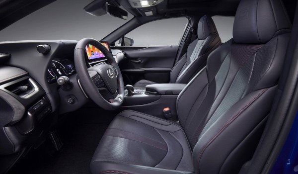 Lexus UX стал мощнее с новой гибридной системой Lexus UX стал мощнее с новой гибридной системой
