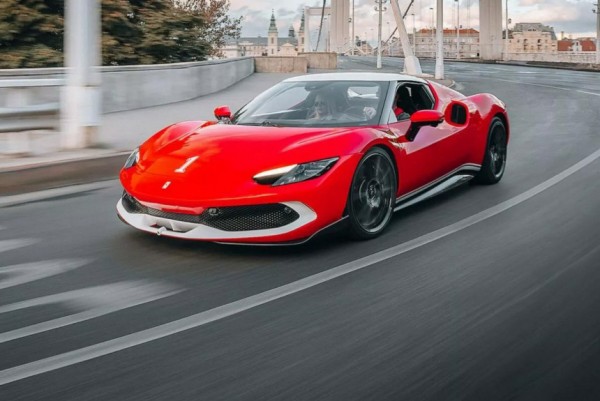 Новая версия Ferrari 296 GTB: специально для Венгрии