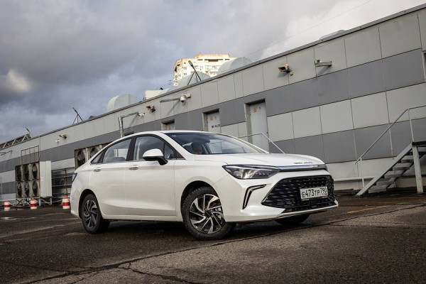 Тест-драйв BAIC U5 Plus: если грустно без Kia Cerato и Volkswagen Jetta Тест-драйв BAIC U5 Plus: если грустно без Kia Cerato и Volkswagen Jetta