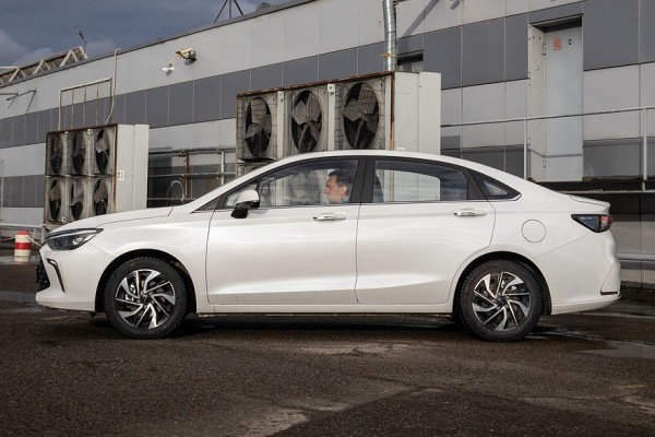 Тест-драйв BAIC U5 Plus: если грустно без Kia Cerato и Volkswagen Jetta Тест-драйв BAIC U5 Plus: если грустно без Kia Cerato и Volkswagen Jetta