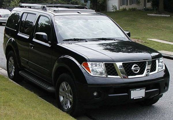 Тест-драйв Nissan Pathfinder: внедорожник больших возможностей Тест-драйв Nissan Pathfinder: внедорожник больших возможностей