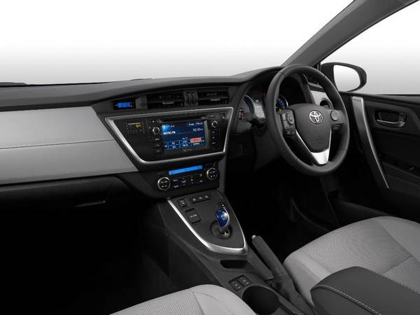 Toyota Auris &mdash; харизма в сочетании с технологиями
