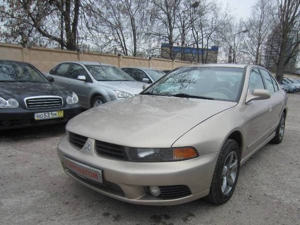 Японский автомобиль Мицубиси Галант Японский автомобиль Мицубиси Галант