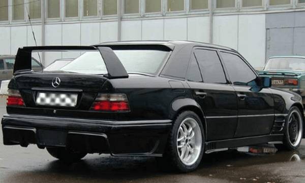Отличительные особенности автомобиля Мерседес W124 Отличительные особенности автомобиля Мерседес W124