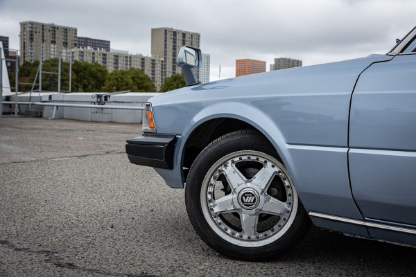 Рожденный ползать, но устремленный в небо: опыт владения Toyota Mark II (X60) 1983 года Рожденный ползать, но устремленный в небо: опыт владения Toyota Mark II (X60) 1983 года