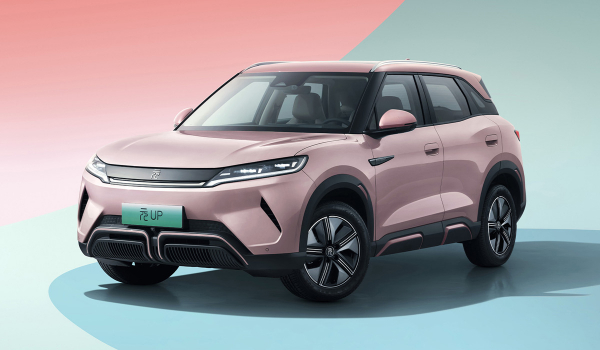 Представлен недорогой электрический кроссовер BYD Yuan UP