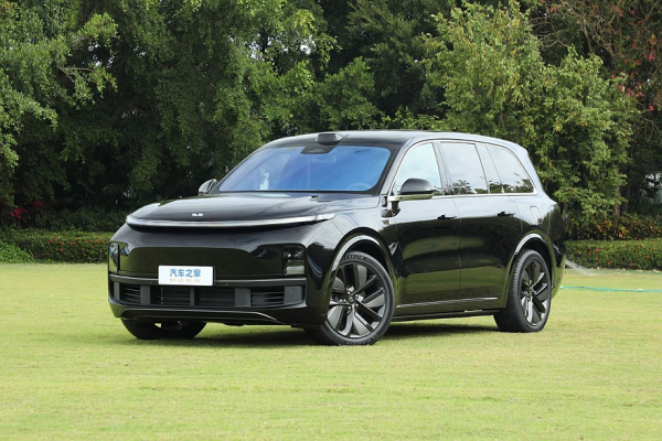 BMW X7 или Lixiang L9: что и как выгоднее купить и обслуживать BMW X7 или Lixiang L9: что и как выгоднее купить и обслуживать