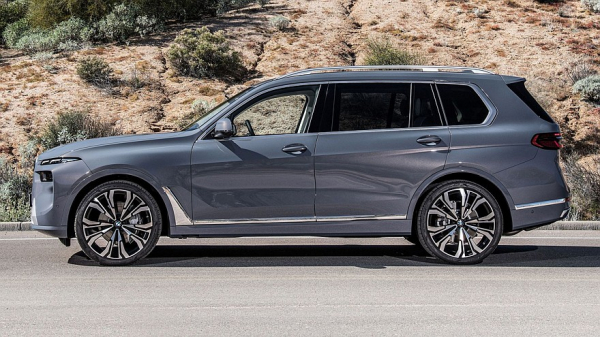 BMW X7 или Lixiang L9: что и как выгоднее купить и обслуживать BMW X7 или Lixiang L9: что и как выгоднее купить и обслуживать