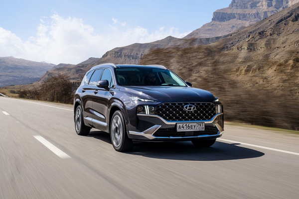 Geely Monjaro или Hyundai Santa Fe: что и как выгоднее купить и обслуживать Geely Monjaro или Hyundai Santa Fe: что и как выгоднее купить и обслуживать