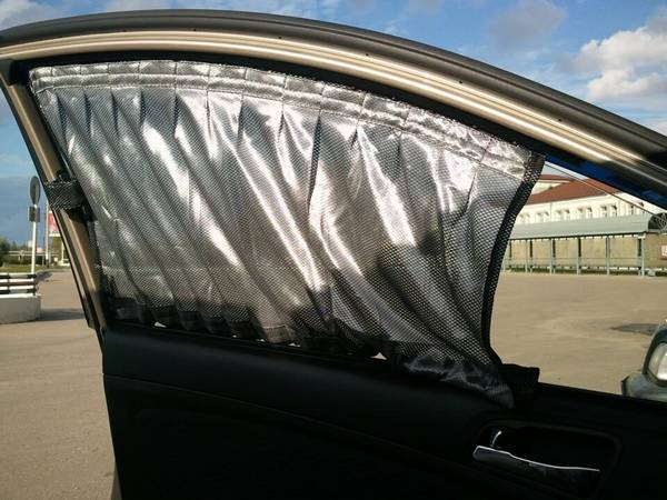 Всё про шторки на окна в автомобиле Всё про шторки на окна в автомобиле