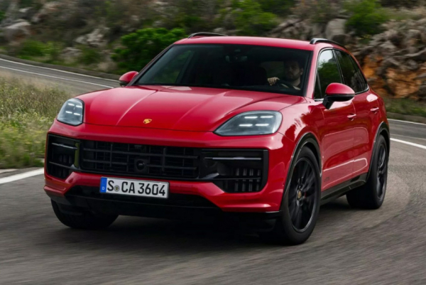 Обновленный Porsche Cayenne GTS стал заметно мощнее
