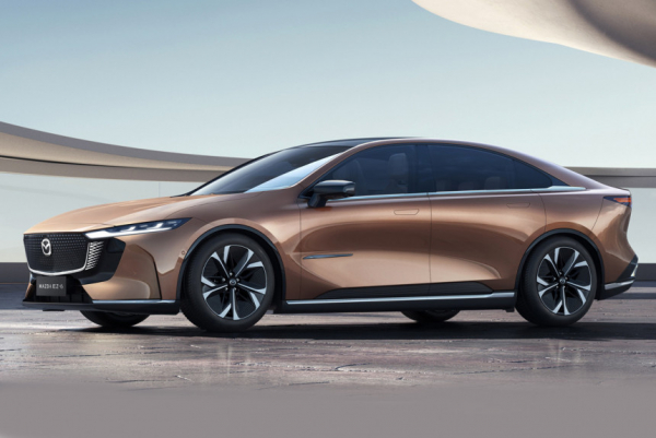 &laquo;Шестерка&raquo; по-новому: заднеприводный лифтбек Mazda EZ-6