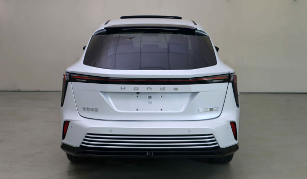 Показан новый кроссовер Honda e:NS2 Показан новый кроссовер Honda e:NS2