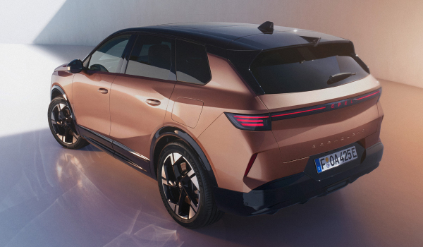 Представлен кроссовер Opel Grandland нового поколения Представлен кроссовер Opel Grandland нового поколения