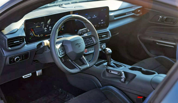 Hennessey H850 Mustang Dark Horse: лошадка с компрессором Hennessey H850 Mustang Dark Horse: лошадка с компрессором